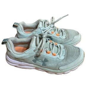 Under Armour Blue Sneakers Sz 9.5 Orange Women’s